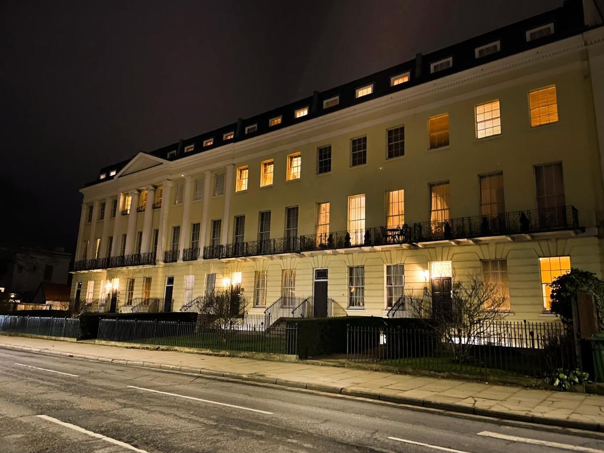 Pittville Studios - By Suitely Cheltenham Exterior foto